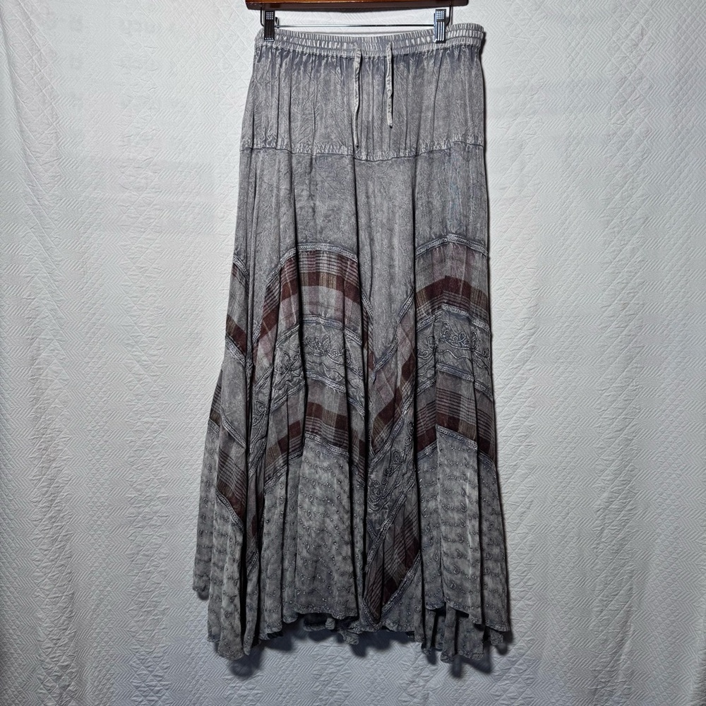 NEW Advance Apparels gray boho pattern skirt one size